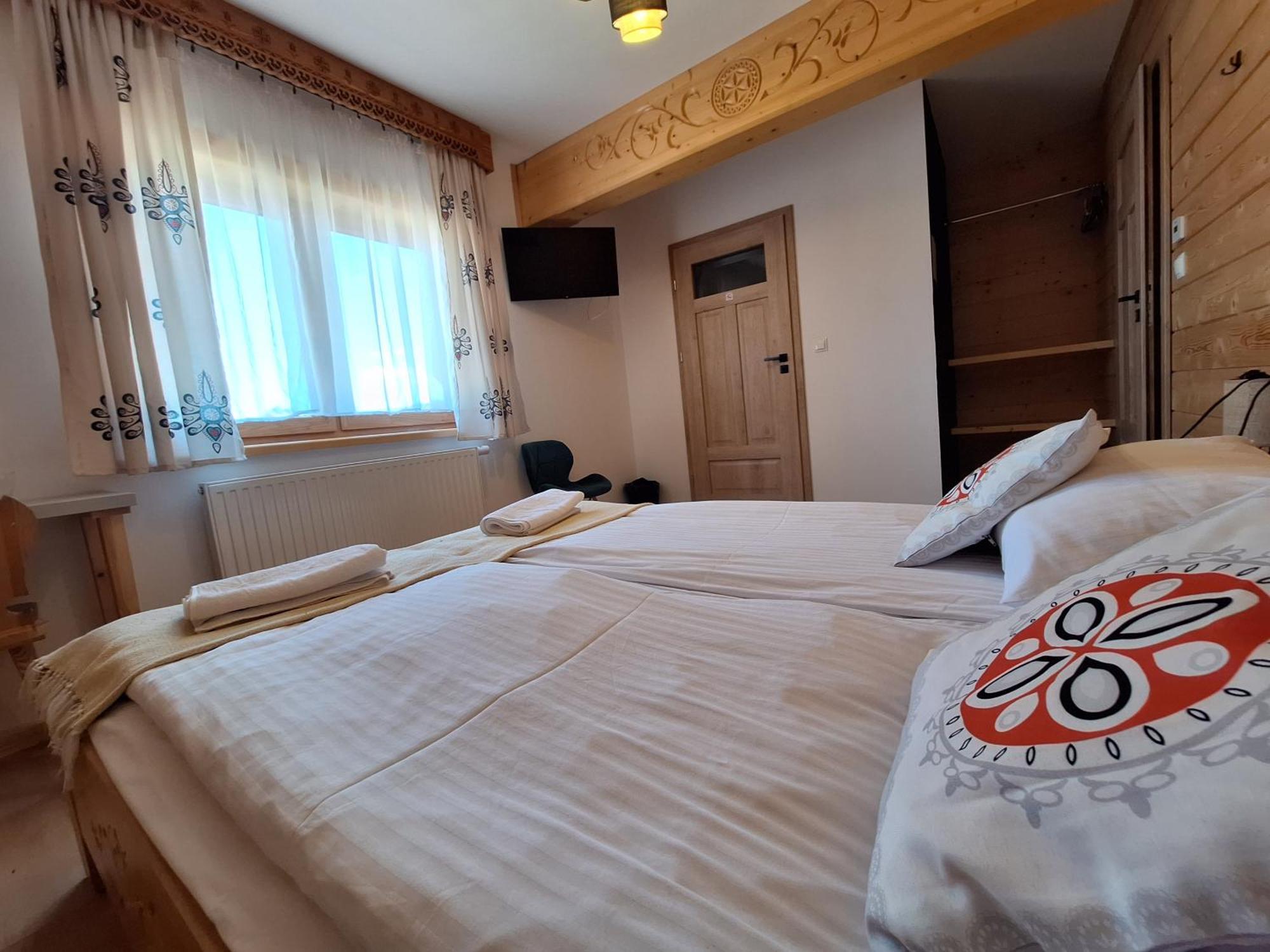 Pokoje Goscinne Wierzbowka Przy Termach Witów Екстериор снимка